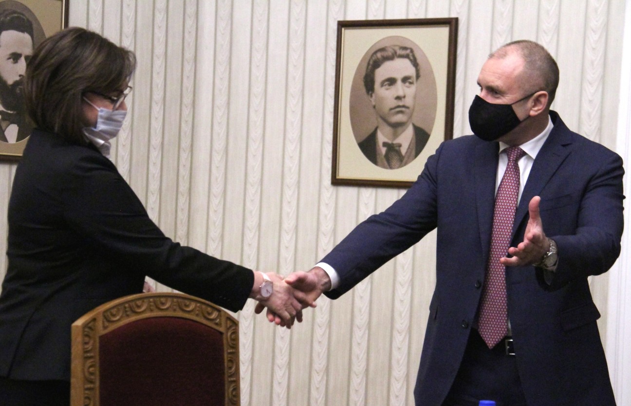 БСП и президента Румен Радев публично обявиха че нямат спорове