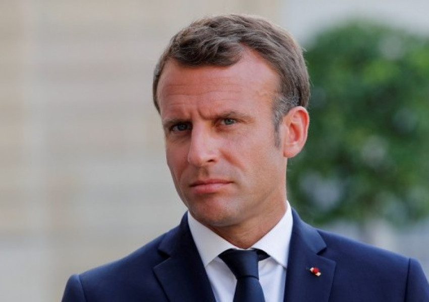 Президентът на Франция Еманюел Макрон защити вчера решението си да