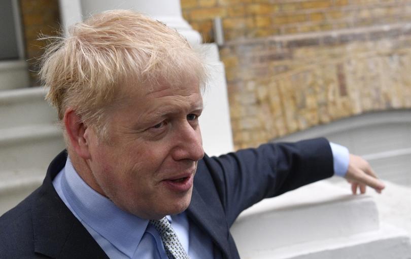Британският премиер Борис Джонсън заяви, че от посетителите на пъбовете