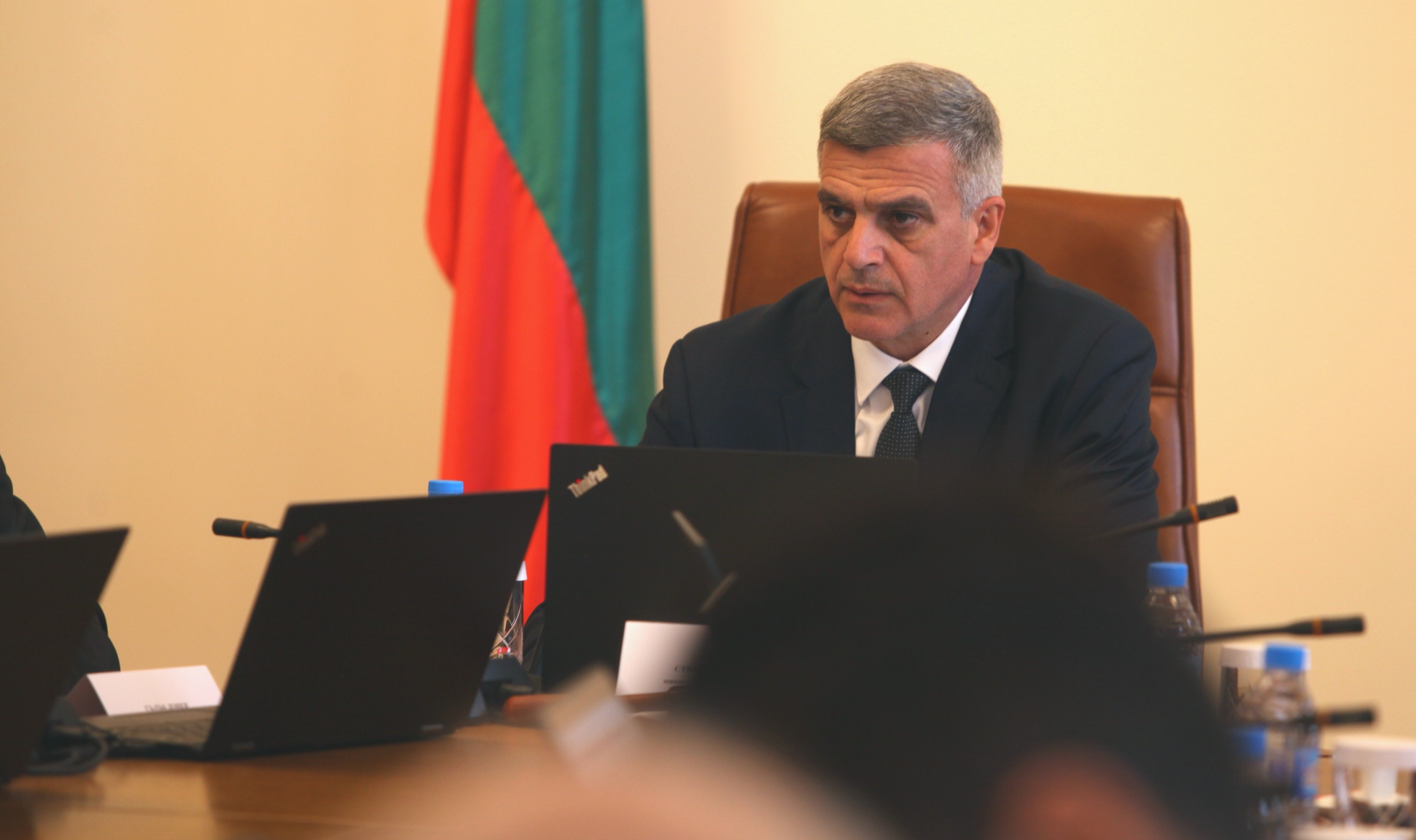 Служебният премиер Стефан Янев смята да освободи шефовете на специалните