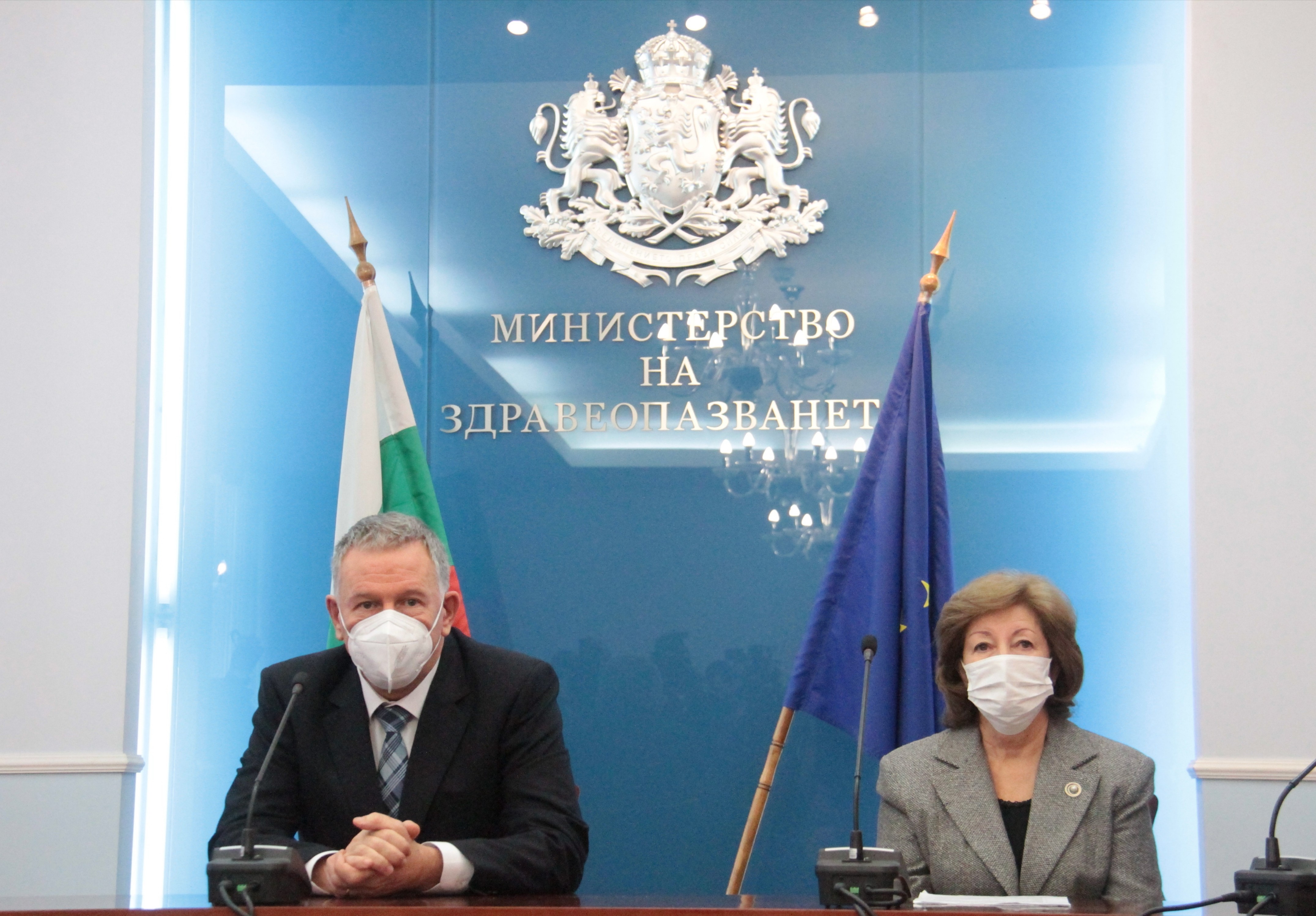 Министър Стойчо Кацаров излезе с обръщение към всички български граждани