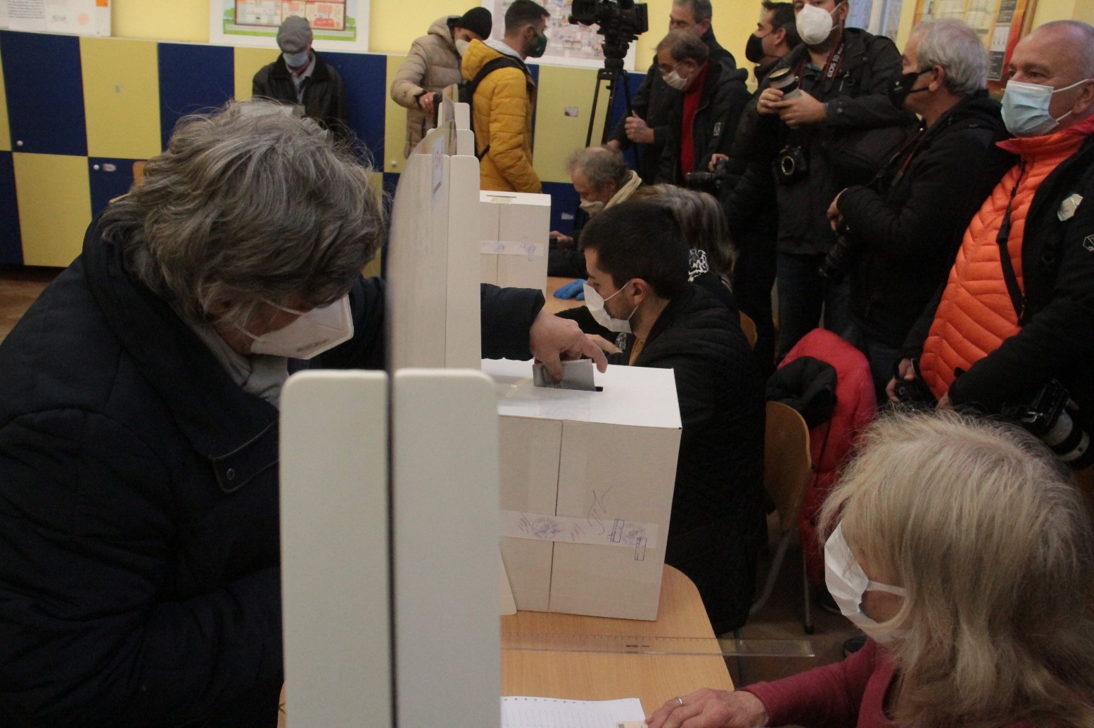 ДПС печели убедително изборите в чужбина с 41 57 Продължаваме