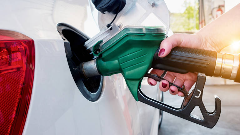 Цените на бензина и дизела продължиха да вървят нагоре на