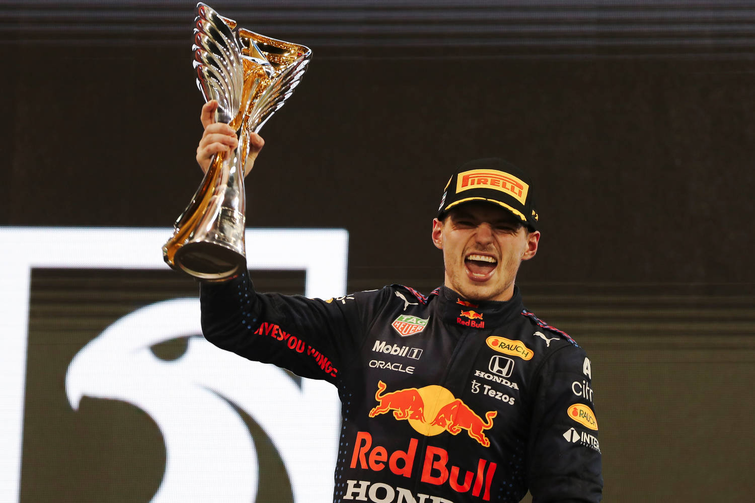 Макс Верстапен е новият световен шампион във Формула 1 Нидерландецът