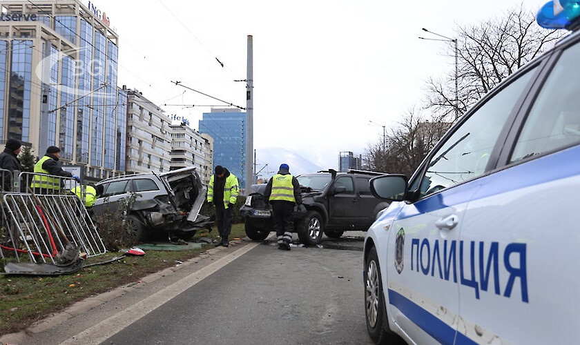 Катастрофа между четири коли стана на булевард България в София