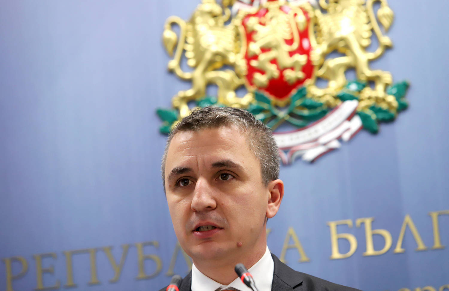 Правителството ще предложи компенсации на обща стойност 1 5 млрд лв