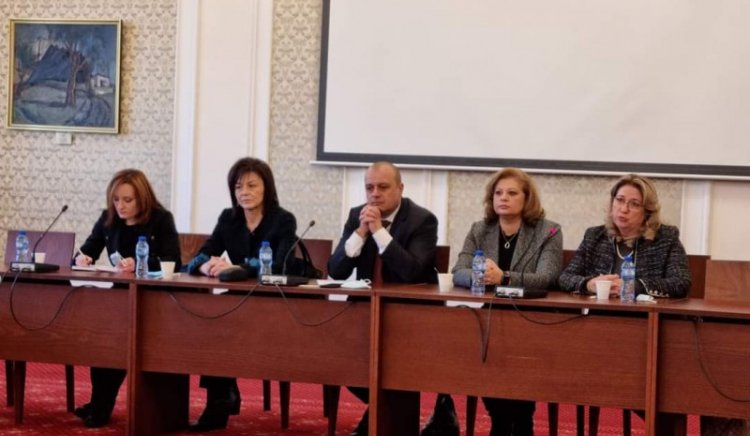 Министър Христо Проданов представи политическия си кабинет на среща с