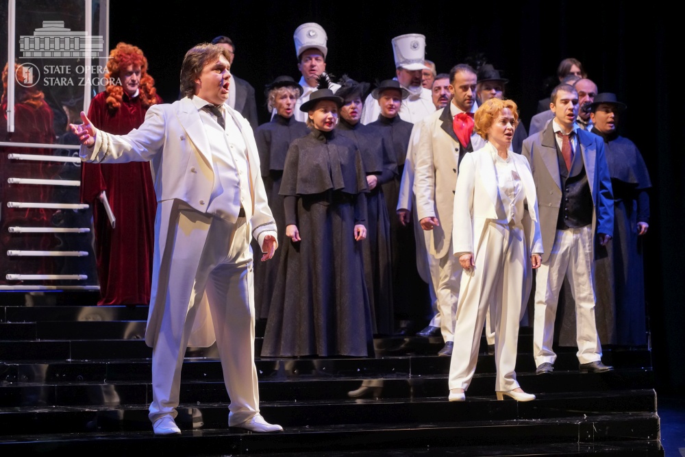 Новата оперна 2022 г започва за Държавната опера в Стара