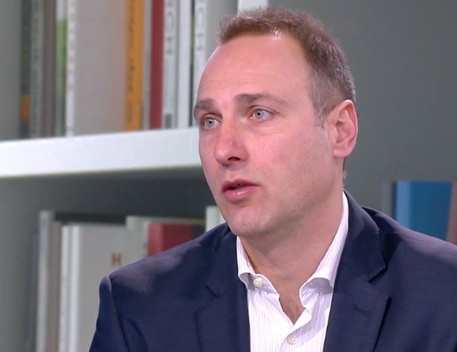 Една от основните задачи ни е да има прозрачност предвидимост