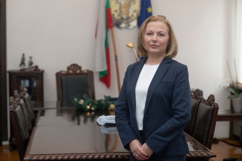 Правосъдният министър Надежда Йорданова ще внесе възможно най скоро искане до