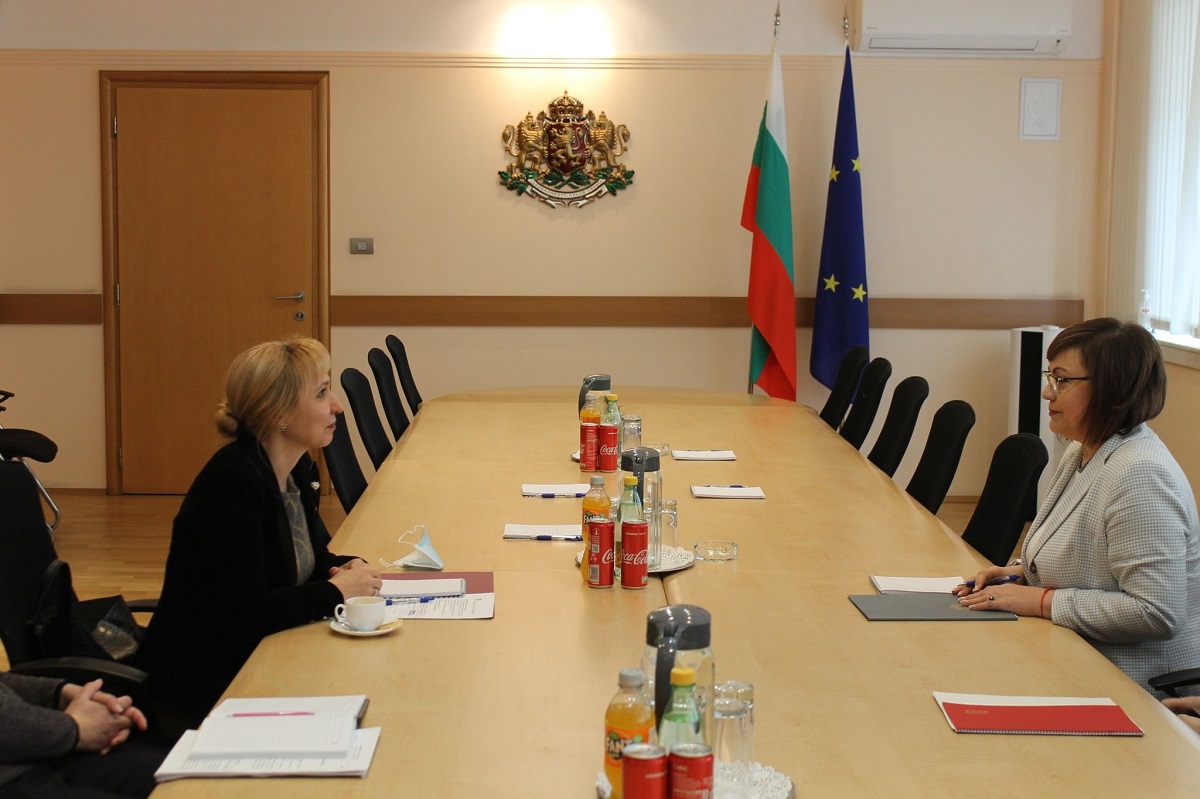 Министерството на икономиката и индустрията в чийто ресор са стоковите