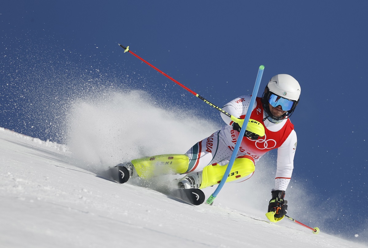 Най добрият български скиор алпиец в момента Алберт Попов записа най големия успех