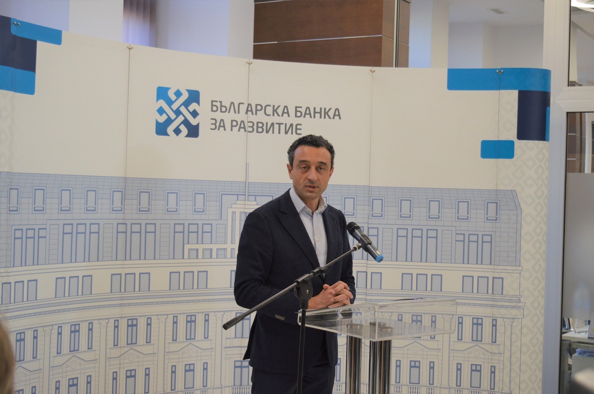 Българската банка за развитие ББР от днес дава началото на