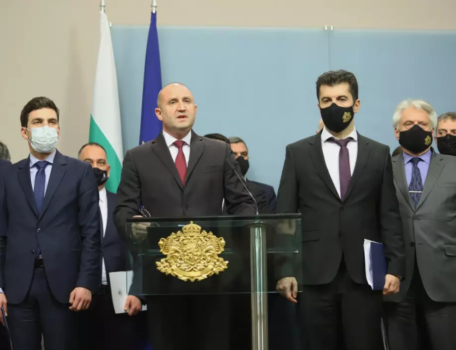 България ще евакуира над 4000 български граждани от Украйна които
