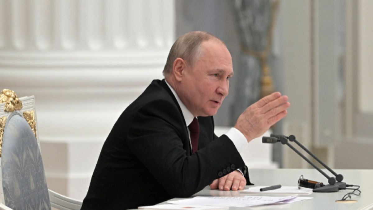 Обявлението на президента Путин че привежда руските ядрени сили в