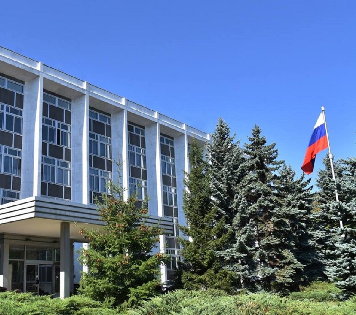 Руското посолство излезе с позиция в която благодари на всички