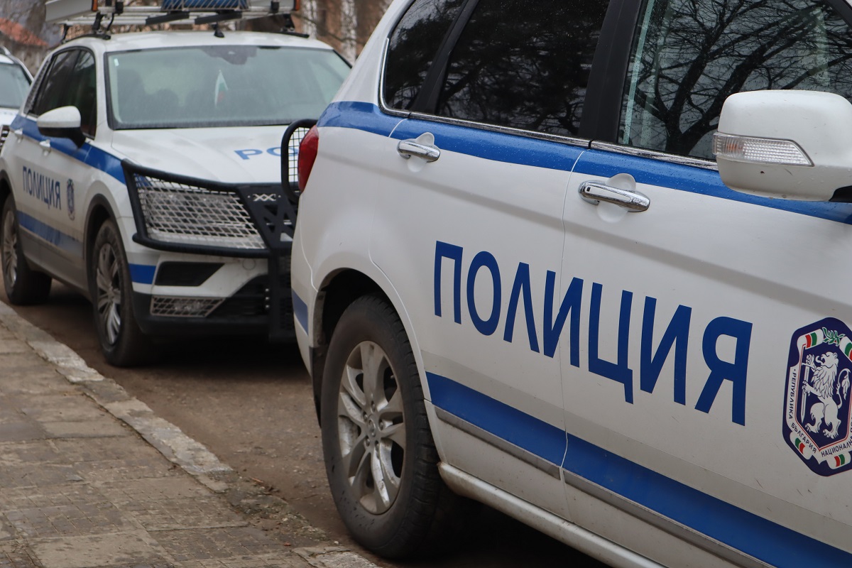 Задържаха пиян украинец заплашил че ще взриви хотел в Банско