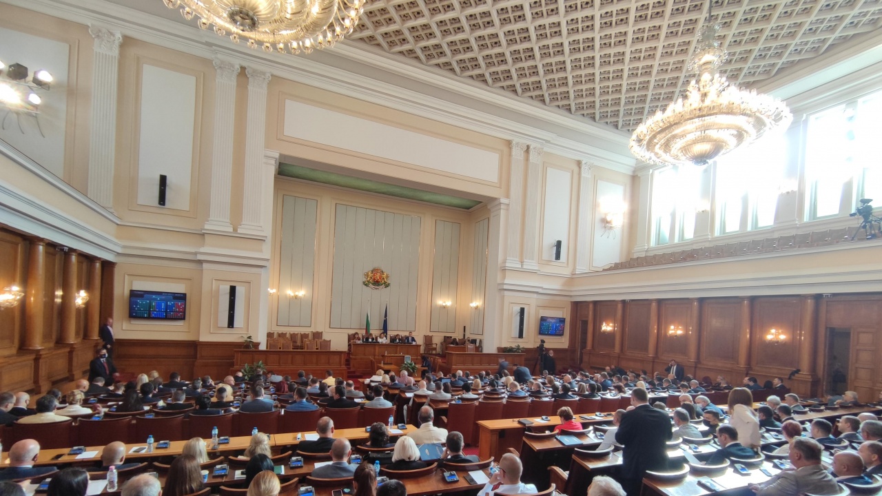 От началото на годината 47-ото Народно събрание е приело 34 закона