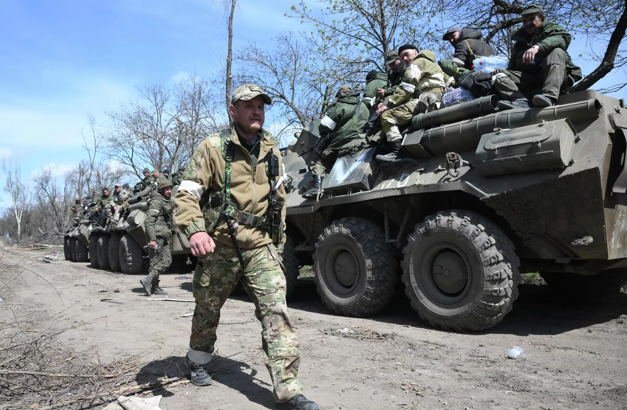Повече от 15 000 украински войници и наемници се озоваха