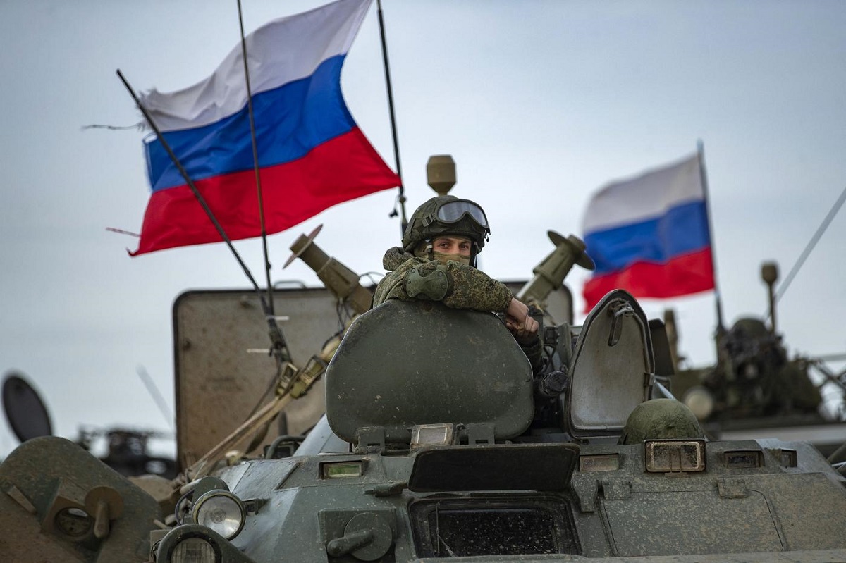 Русия се доближива все повече до пълен контрол над Донбас,