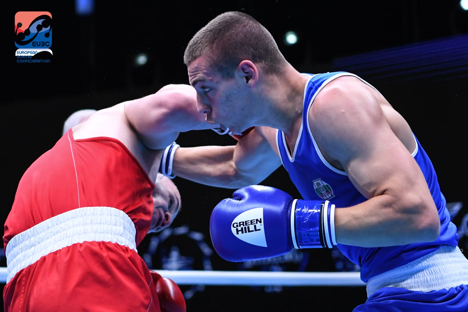Кристиян Николов 80 кг се класира за 1 4 финалите на Европейското