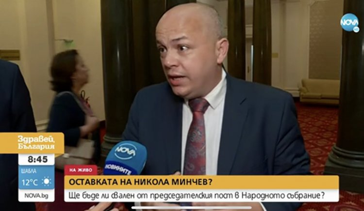 Ако Никола Минчев си тръгне, сигнала ще бъде към избирателите.