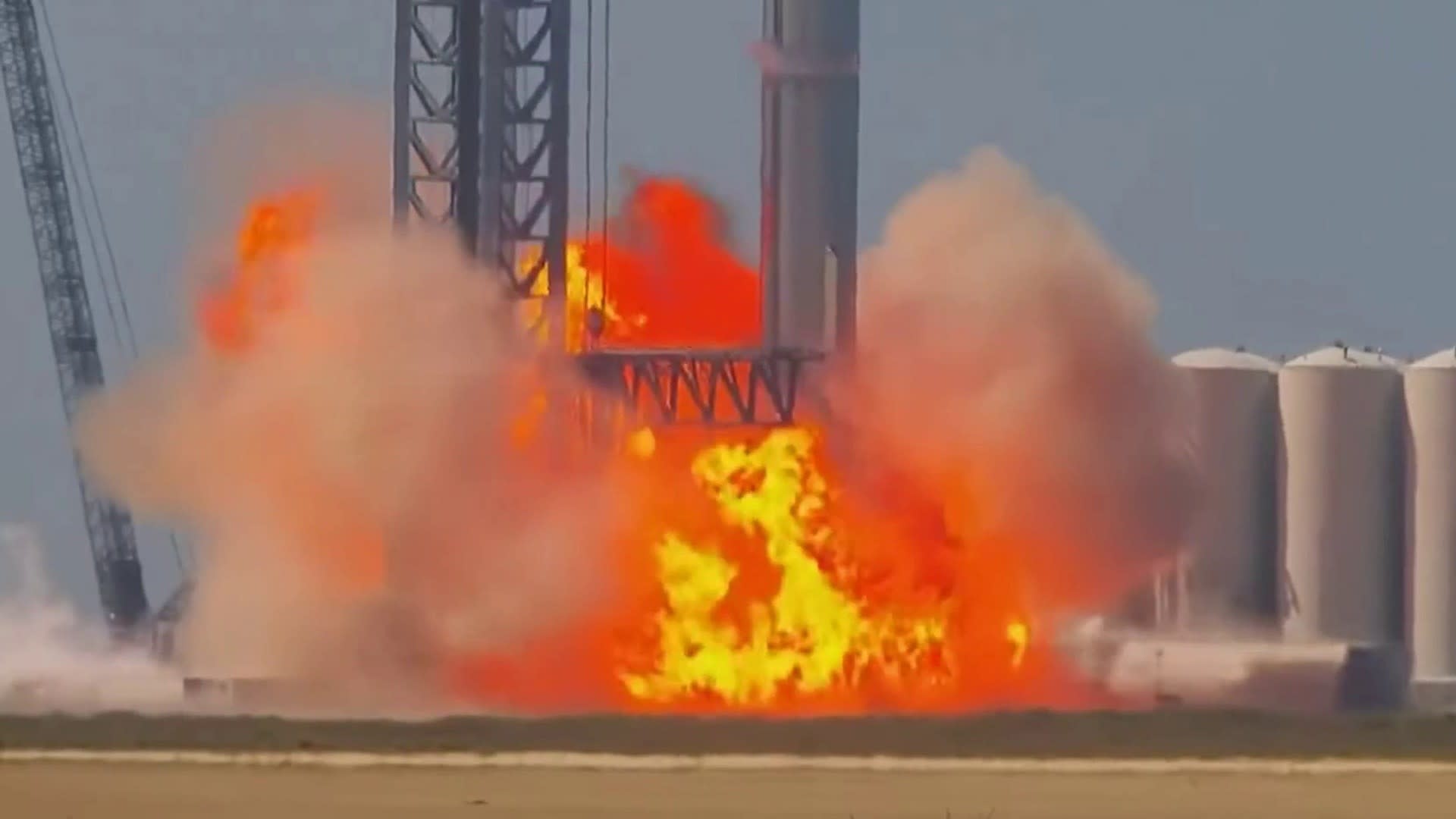 Ракета носител разработена от SpaceX на Илън Мъск за нейния космически