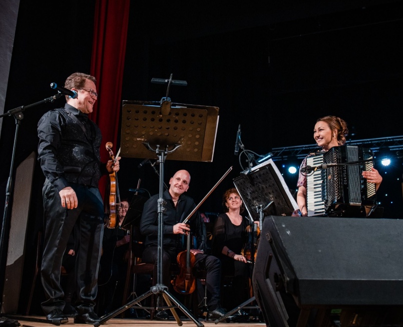 Плевенската филхармония продължава националното си турне В света на музиката.
