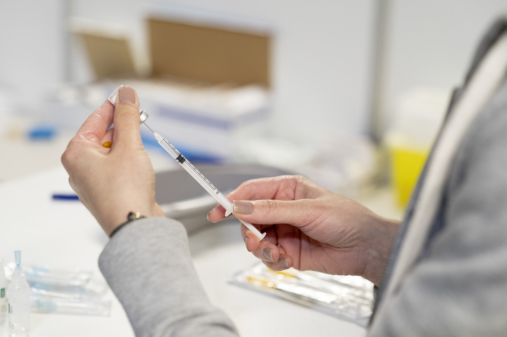 Аида ОванесС подсилваща доза на ваксина срещу КОВИД 19 са