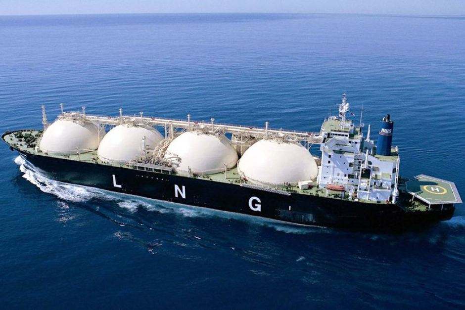 Европа спешно търси по света нови доставчици на природен газ