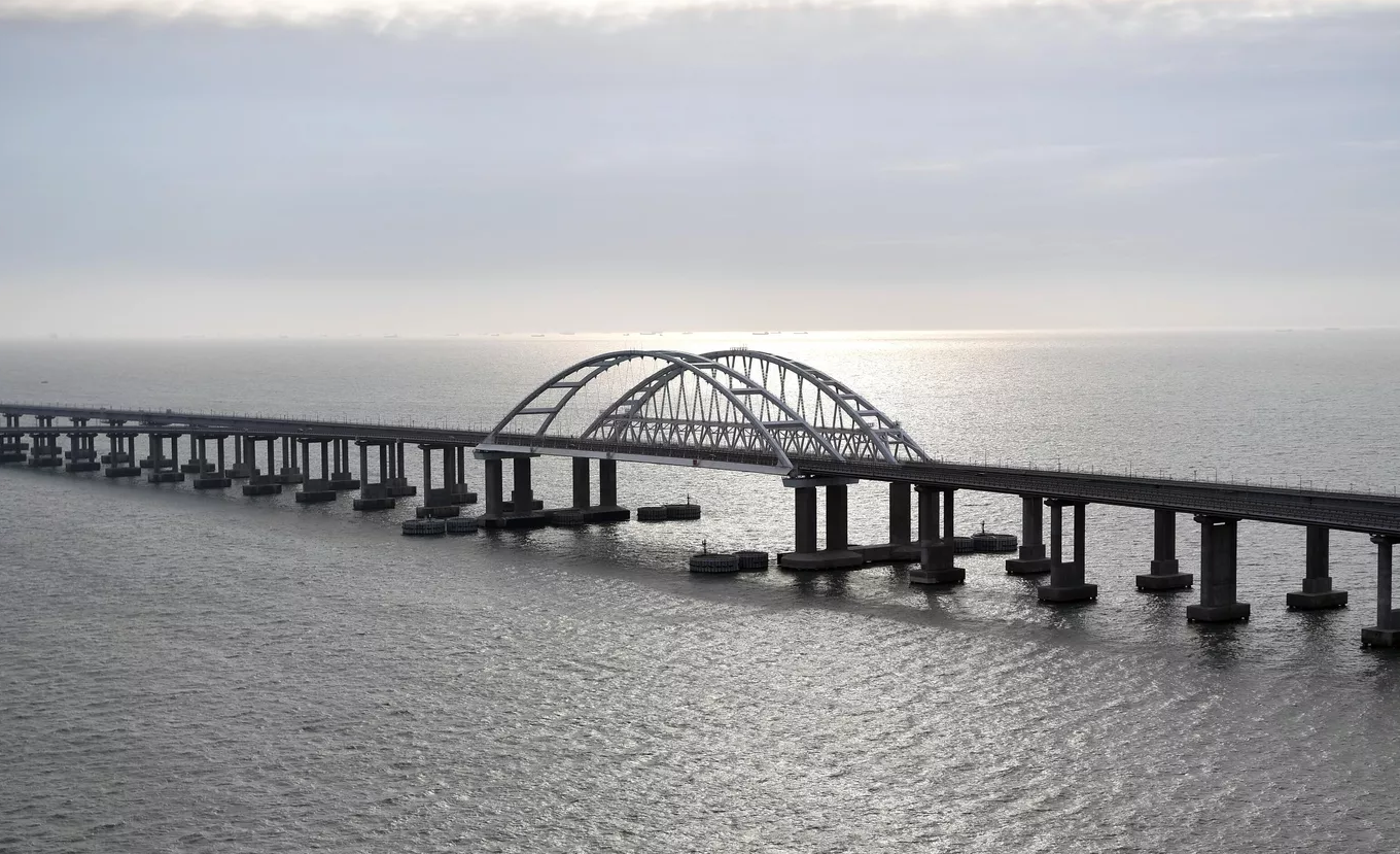 Украинското ръководство планира да разруши Кримския мост каза в интервю
