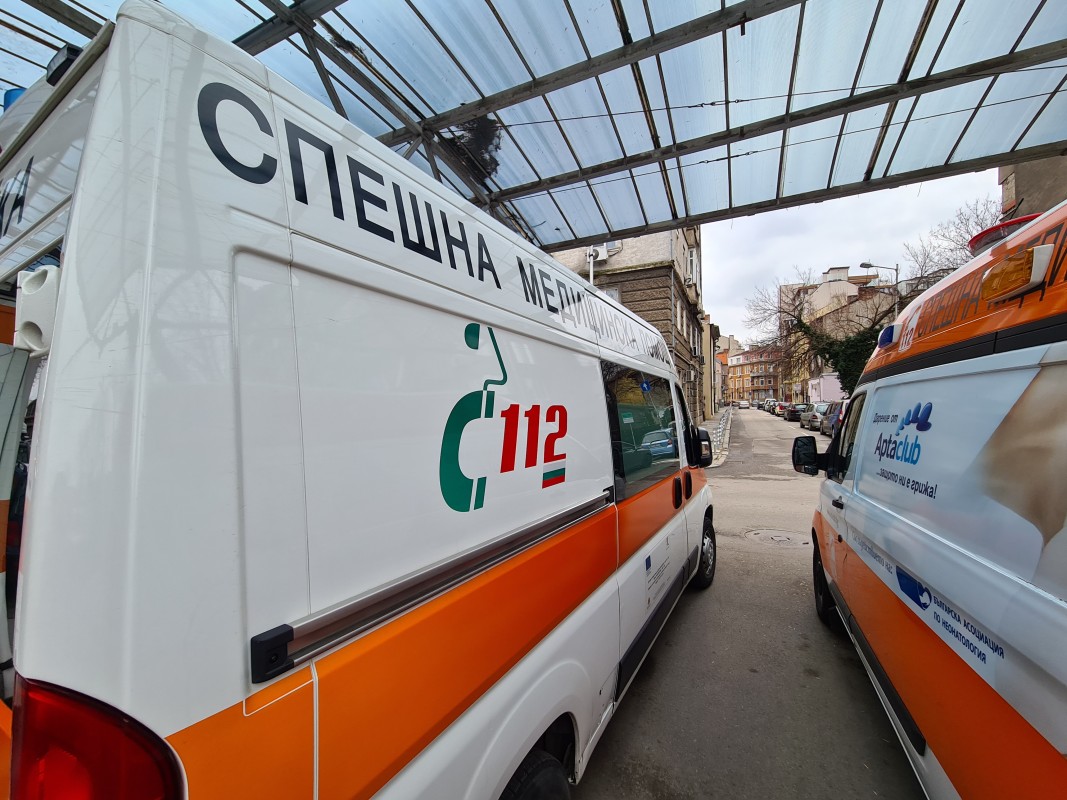 Системата за спешна помощ в България обслужва три четвърти от