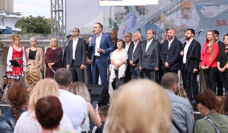 Коалиция БСП за България представи всички кандидати за народни представители