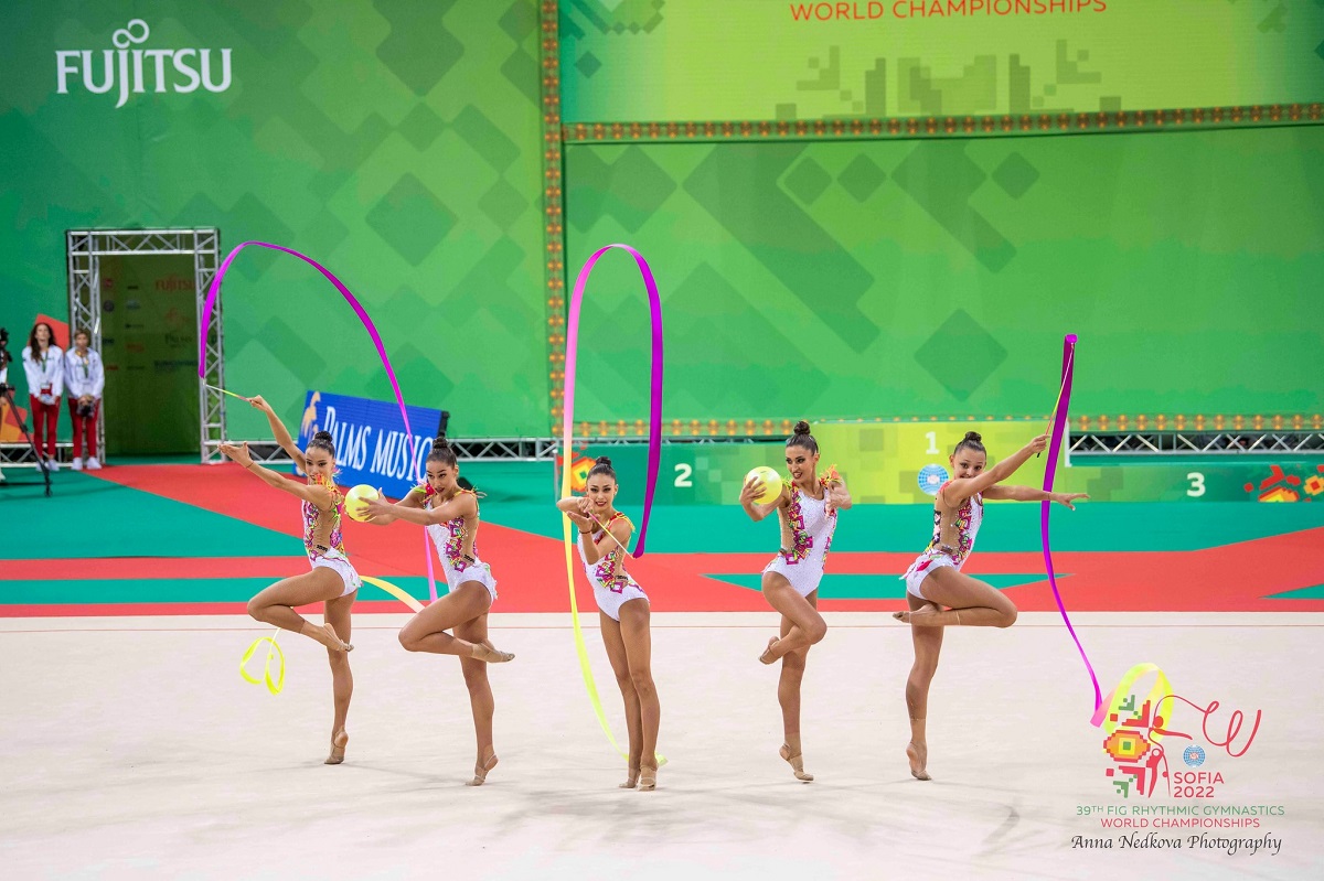 Грациите на България заслужиха общо шест медала на Световното в