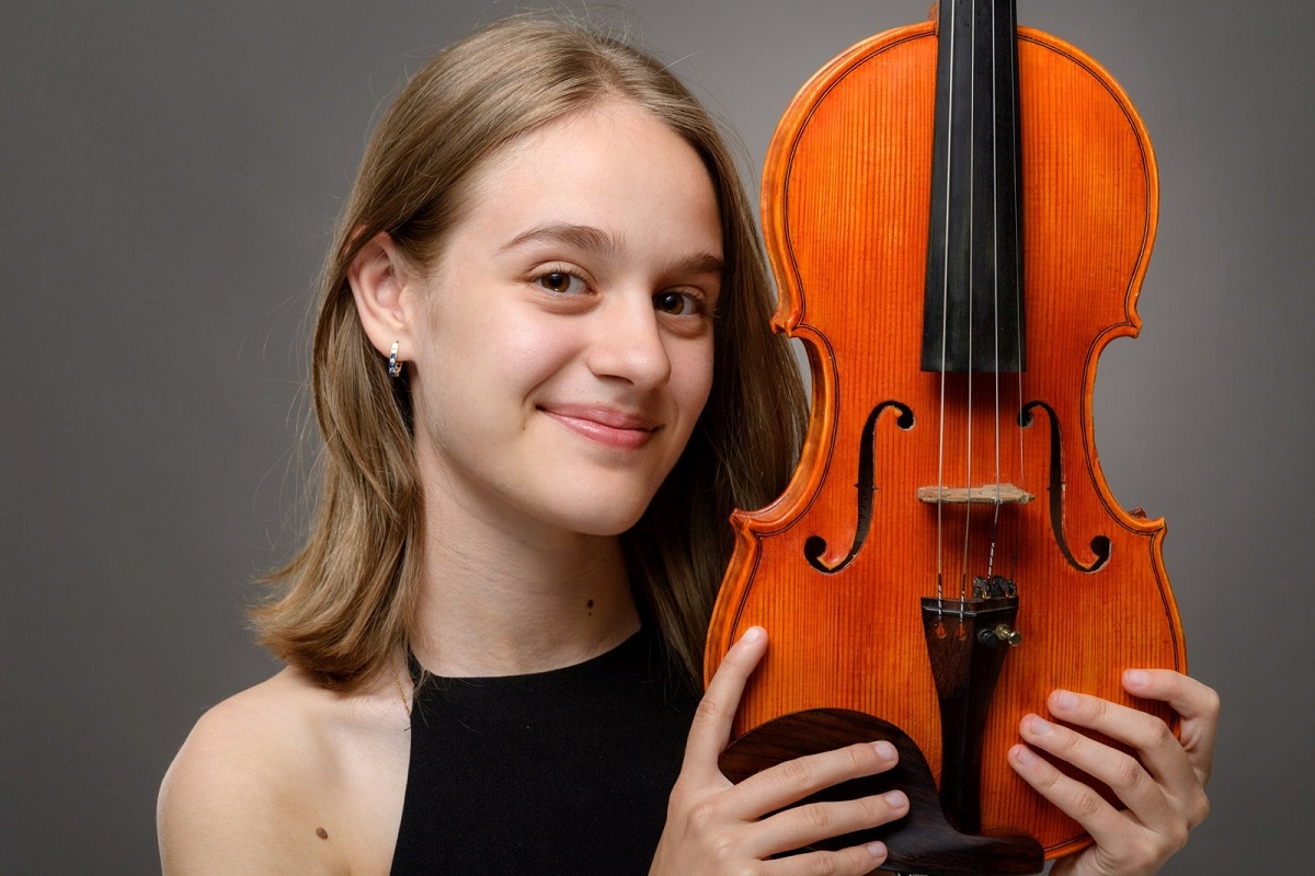 15 годишната Диана Чаушева е големият победител в Международния конкурс за