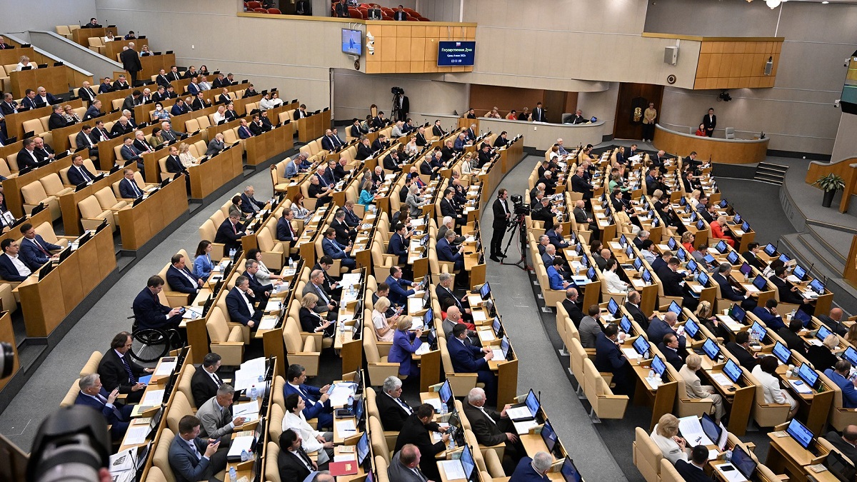 Държавната дума ратифицира договорите за приемане на Донецката и Луганската