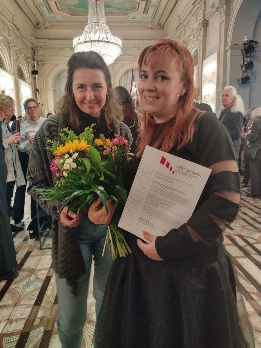 Актрисата и драматург Здрава Каменова получи официално германската литературна награда