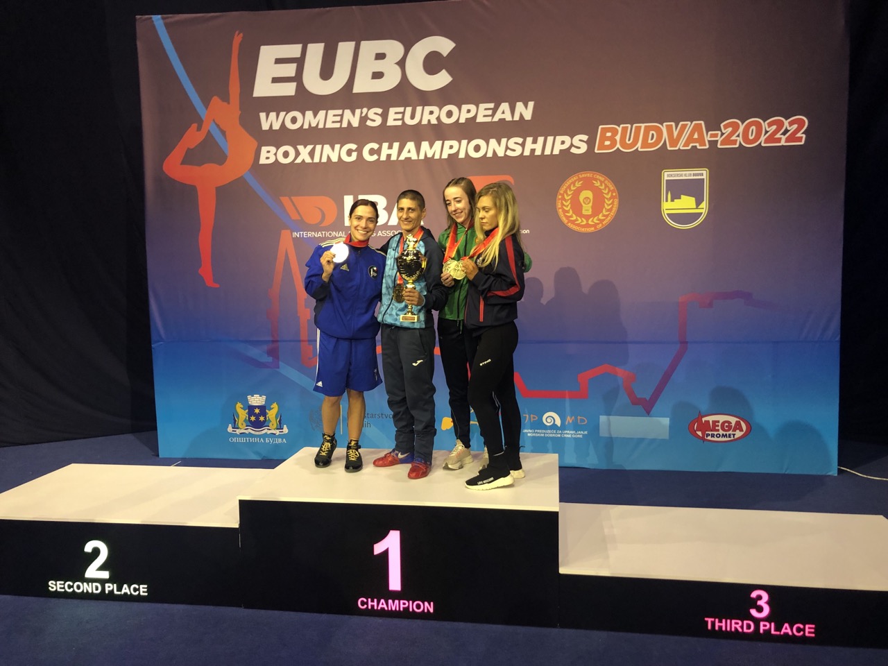 Боксьорките на България постигнаха страхотен успех на Европейското първенство за