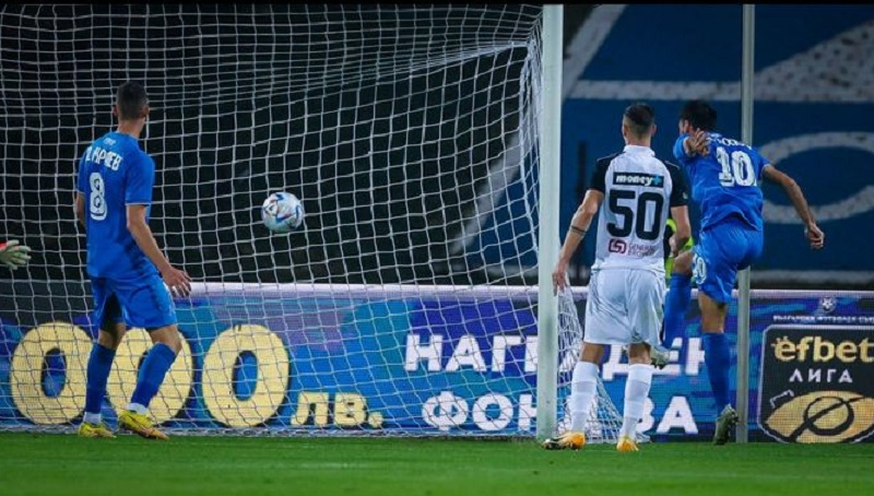 Левски записа трети пореден мач без победа в efbet Лига.