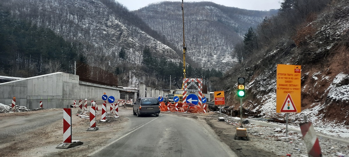 Участъкът на автомагистрала Европа от границата със Сърбия до Драгоман