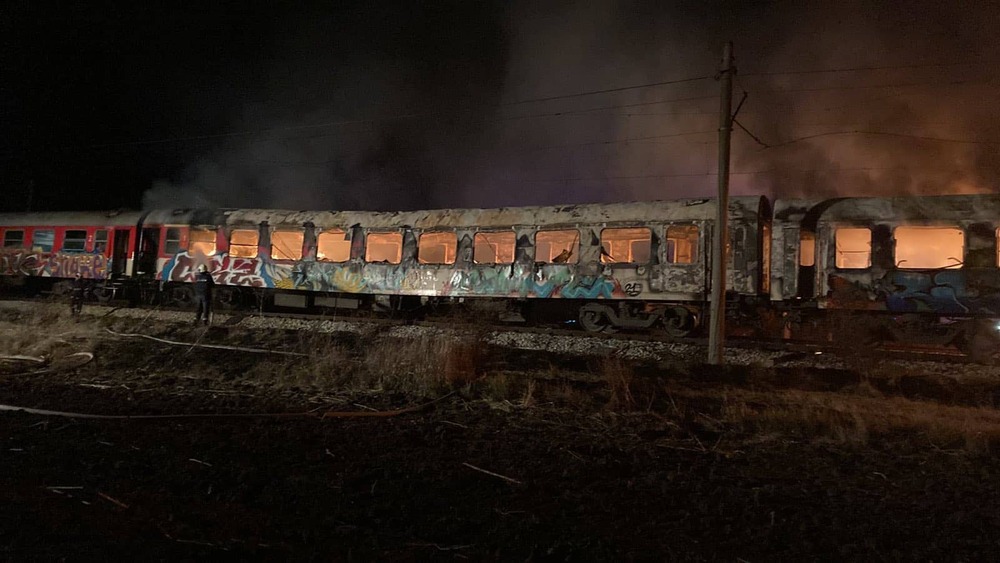 Пожарът във влака Варна-Сoфия, който се запали вчера вечерта в