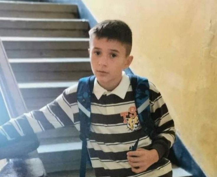 Дванадесетгодишният Александър от Перник когото повече от седмица издирват институции