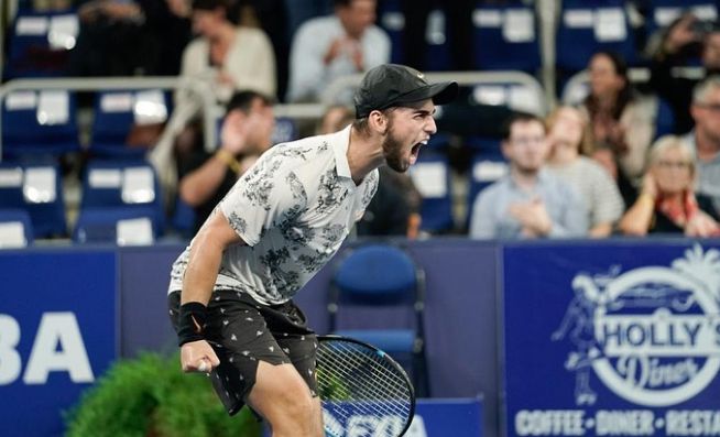 Адриан Андреев през настоящата седмица пренаписа историята на българския тенис