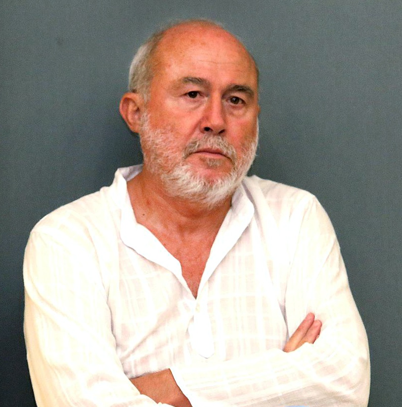 От редактора Скъпи читателю В този брой на приложението за литература изкуство