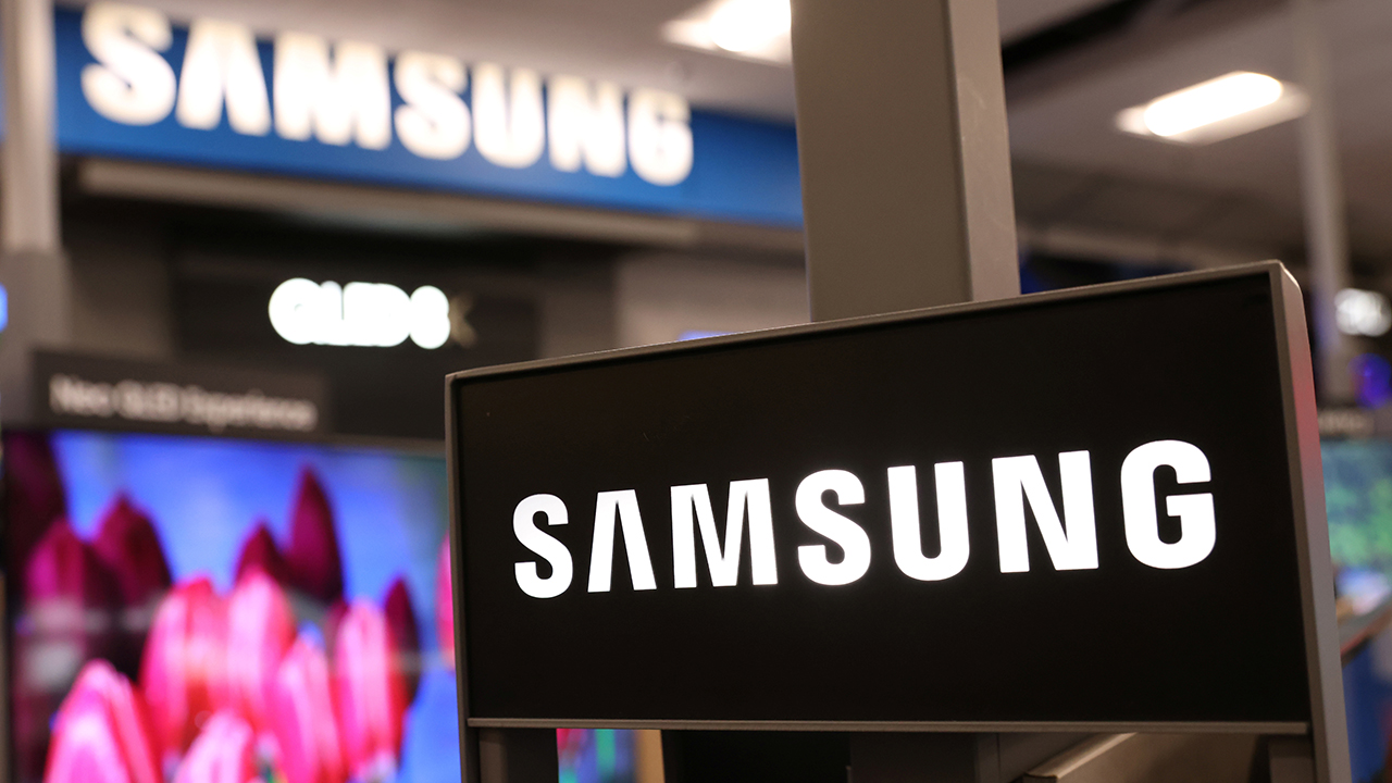 Южнокорейската корпорация Samsung Electronics съобщи че оперативната й печалба през
