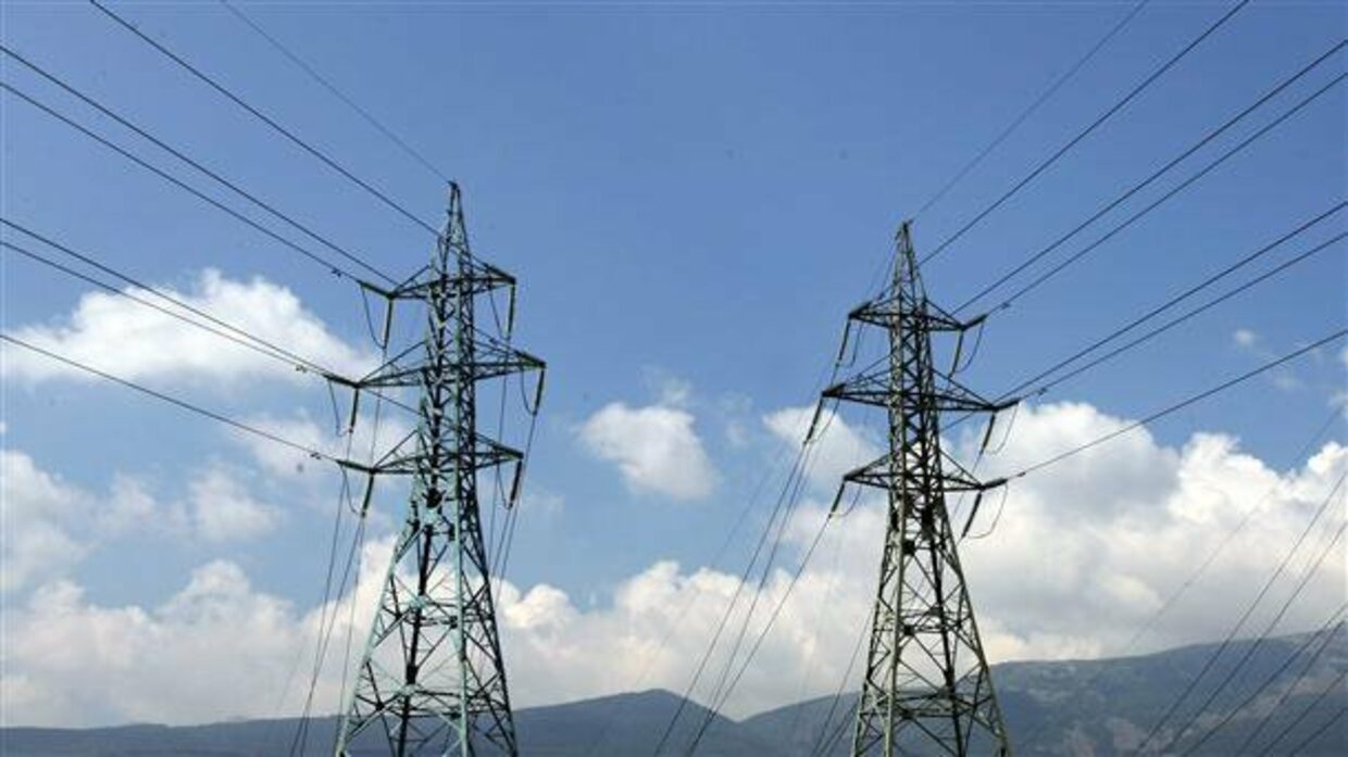 Производството на електроенергия в България се е понижило с 12 57
