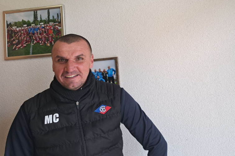 Младен Стоев е бивш полузащитник на столичния Локомотиви другинаши отбори