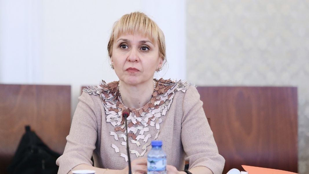 Омбудсманът Диана Ковачева поиска Комисията за защита на конкуренцията да