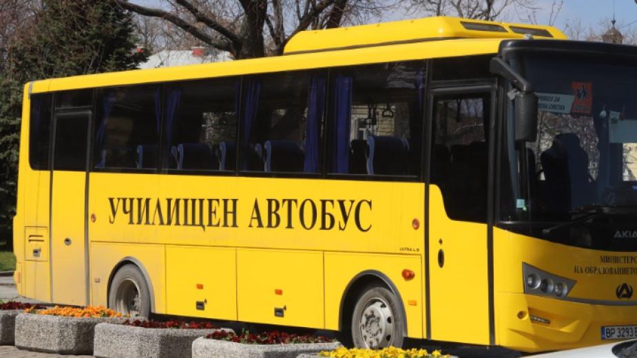 Увеличават маршрутните линии по проект Автобуси до училища на Столична