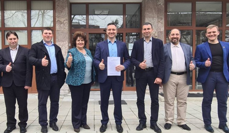 БСП за България беше сред първите коалиции, регистрирали кандидатската си